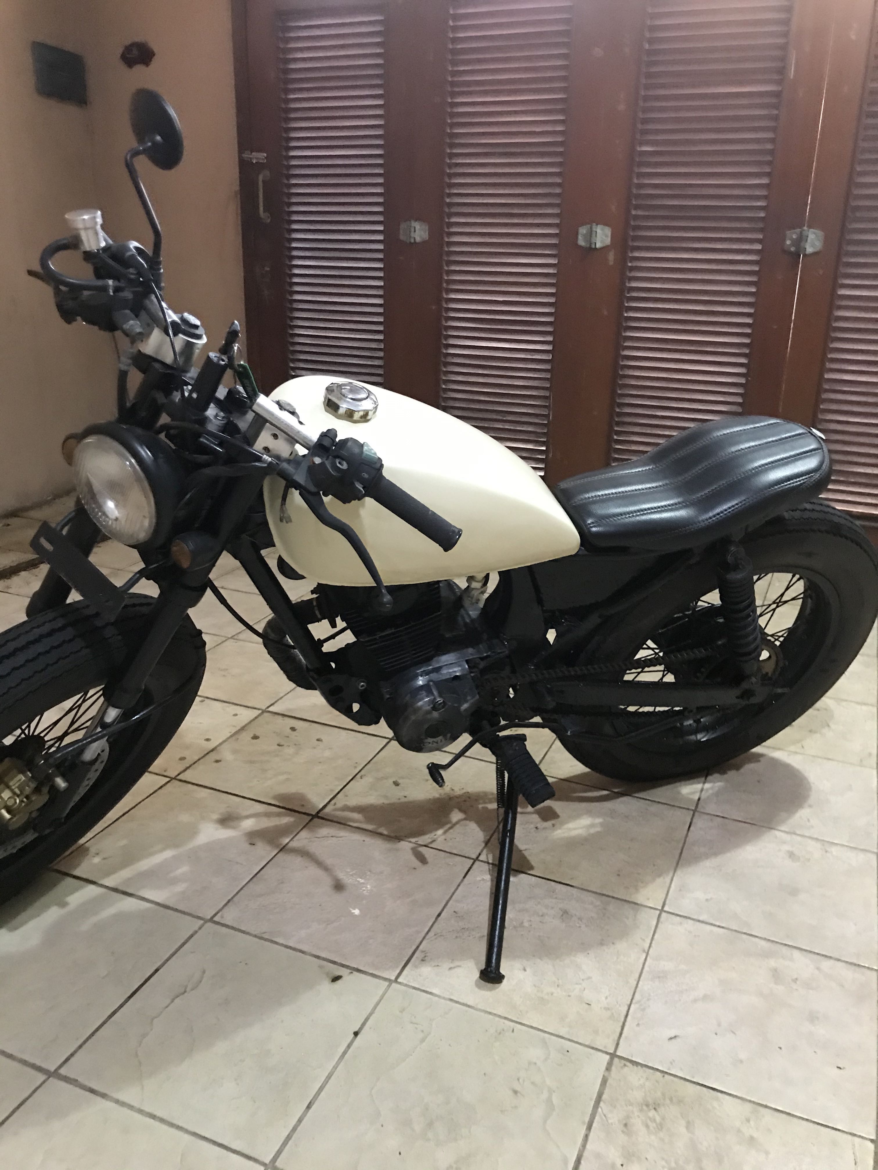 Gl pro custom sale bobber