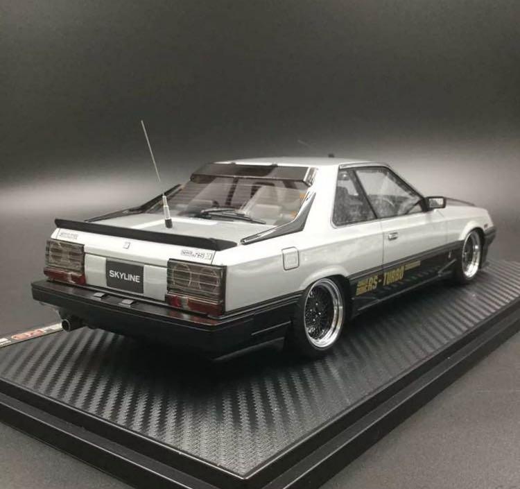 Ignition Mode 1/18 Nissan Skyline 2000 RS-X Turbo C R30 Silver 