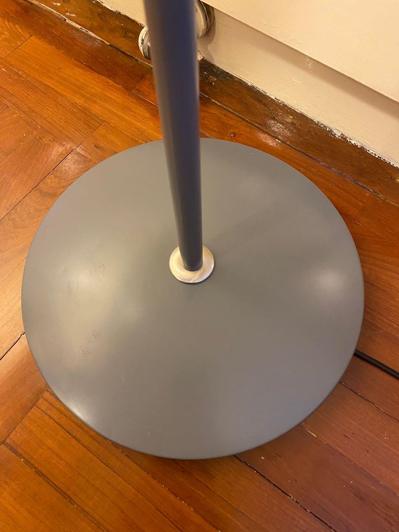 Ikea Arod floor lamp (grey) 灰色座地燈, 傢俬＆家居, 其他 - Carousell