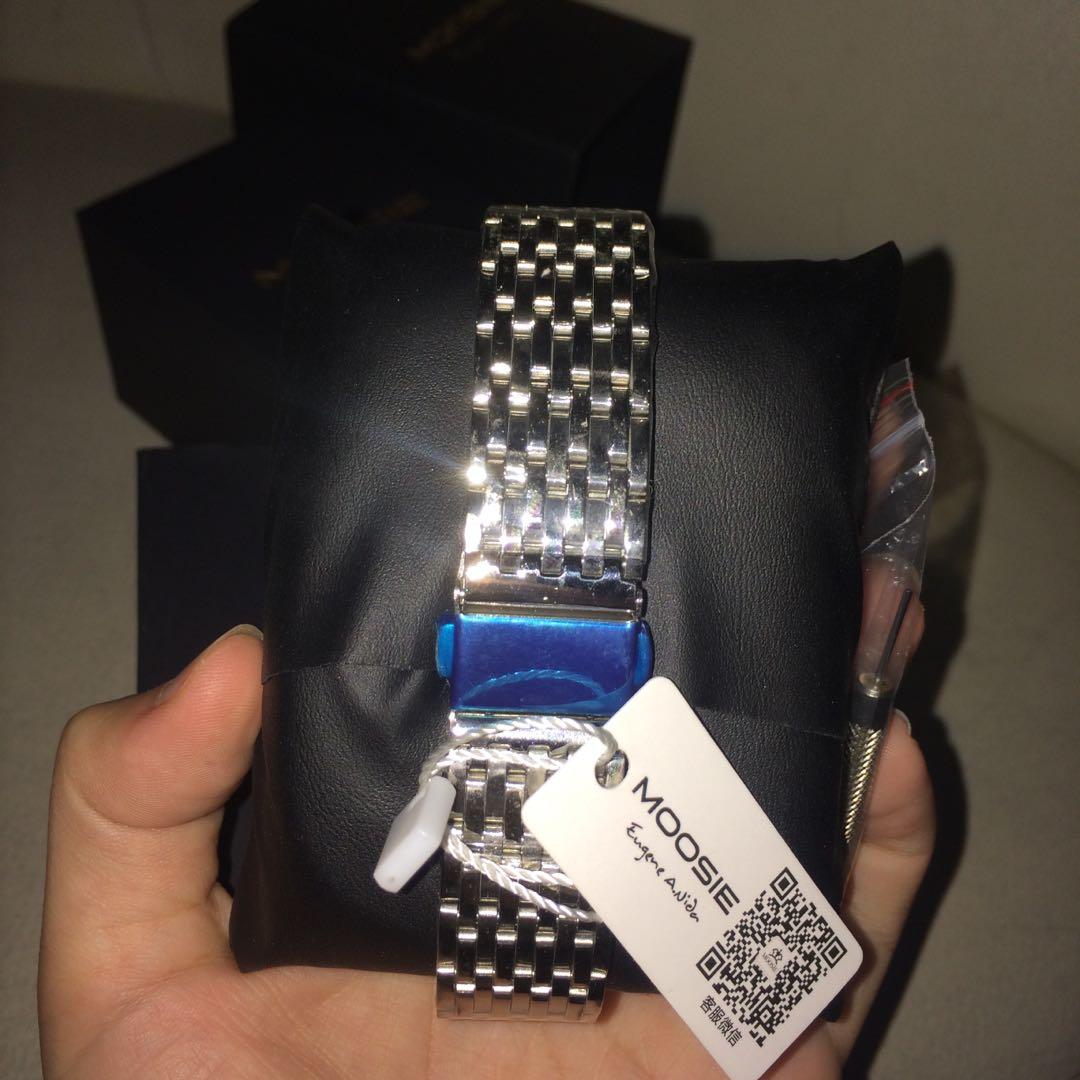 Jam Moosie Men S Fashion Watches On Carousell