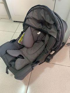 Joie Gemm car seat newborn to 12kg with Box
