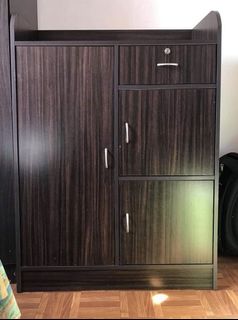(Category: ) located in . Submitted by bhing_closet (Listing ID 1018136805, Image 1). Description: .