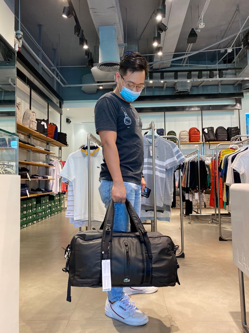 Gym outlet bag lacoste