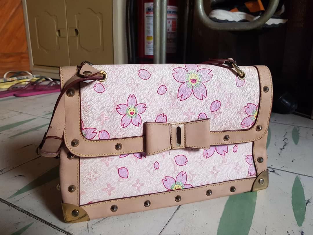 Louis Vuitton Pochette Handbag Limited Edition in Pink Monogram Cherry  Blossom  Louis Vuitton  La Doyenne