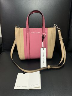 （分類：）位於 。 由 beefordebby 提交（商品編號 1018030206，圖片 1）。簡介： 。