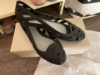 (Category: ) located in . Submitted by lwl.angeline (Listing ID 1018075347, Image 1). Description: .