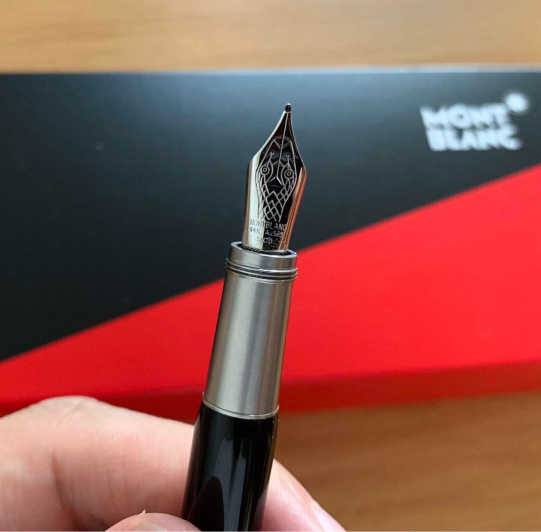 Montblanc fountain pen heritage collection Rouge & noir, Hobbies & Toys
