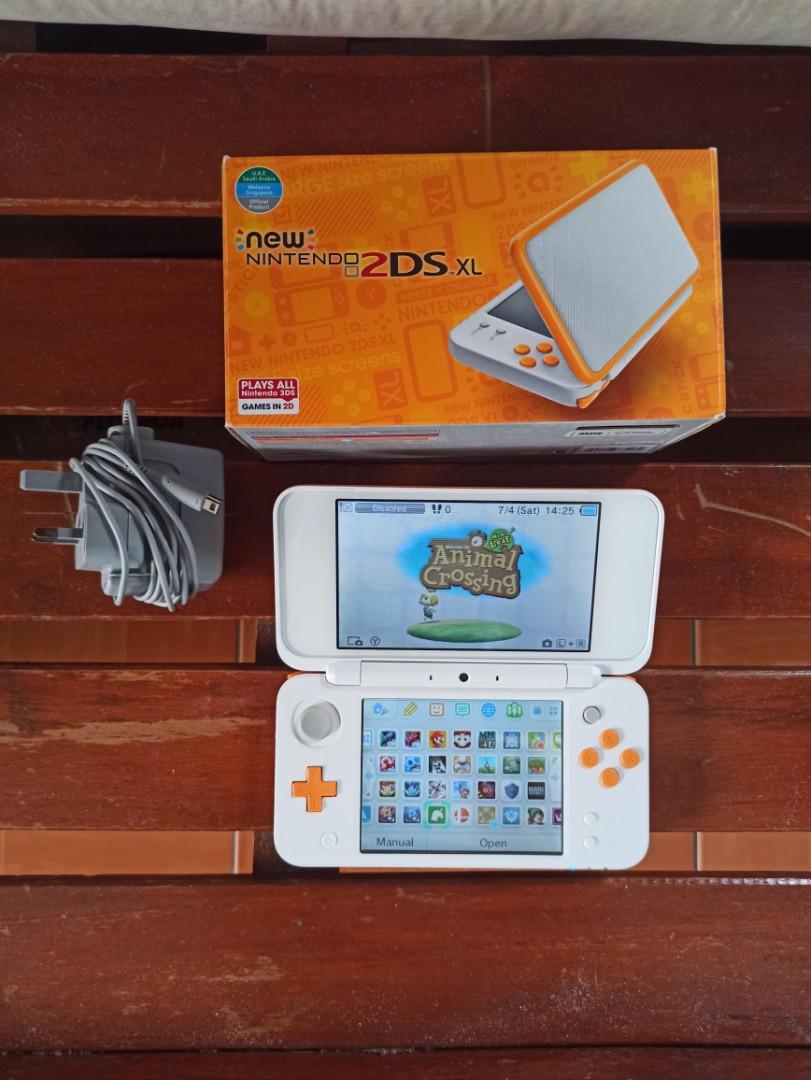 New Nintendo 2ds Xl White Orange Video Gaming Video Game Consoles Nintendo On Carousell