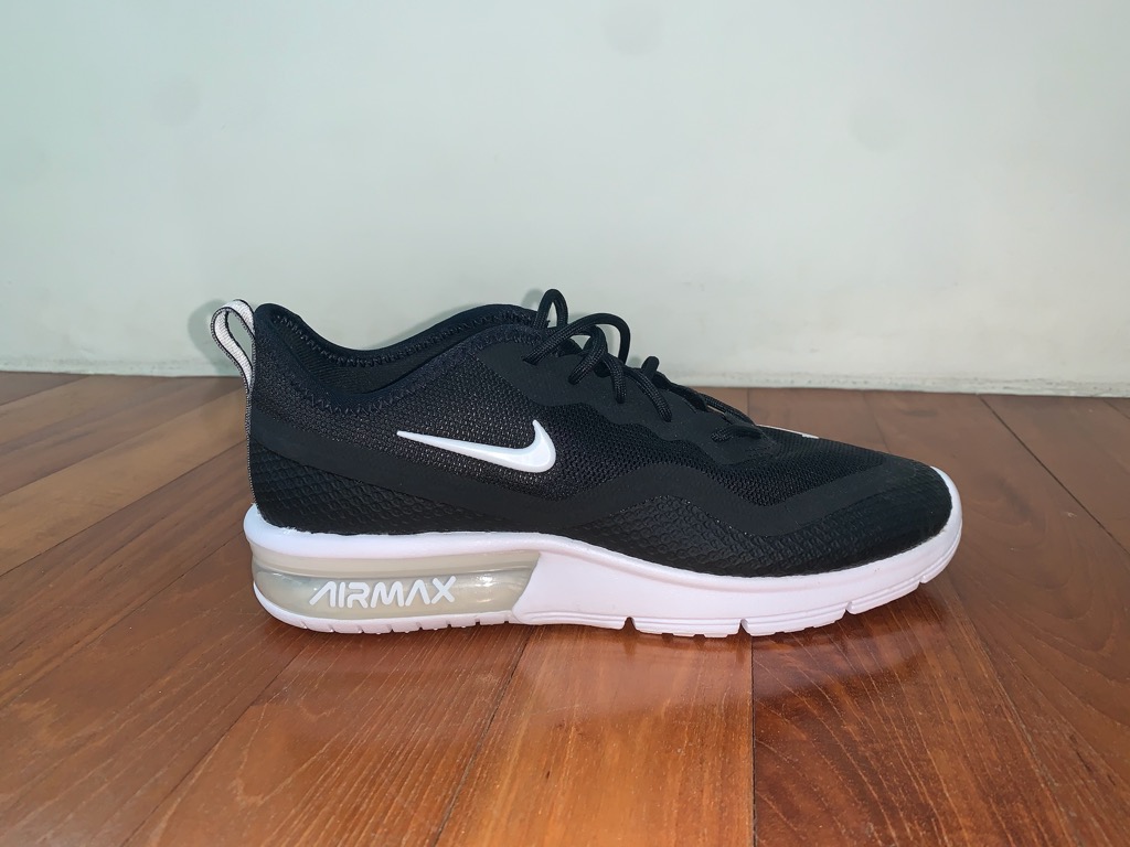black air max sequent
