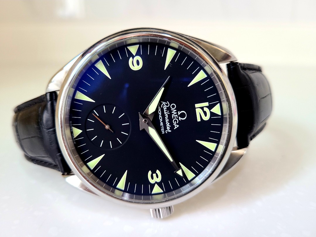 Omega Railmaster xxl 天文台手上鏈, 名牌 