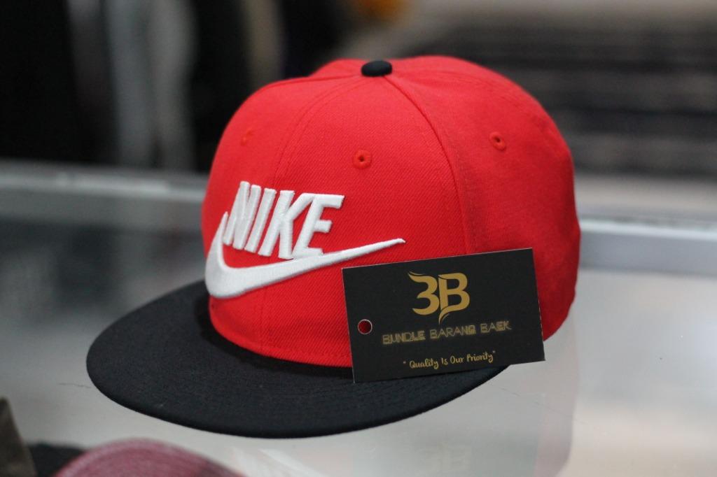 Nike snapback cap on sale price