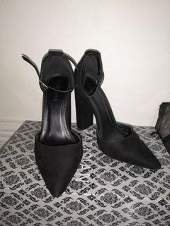 Parisian Black Ankle Strap Heels | Size 5. 4in heel