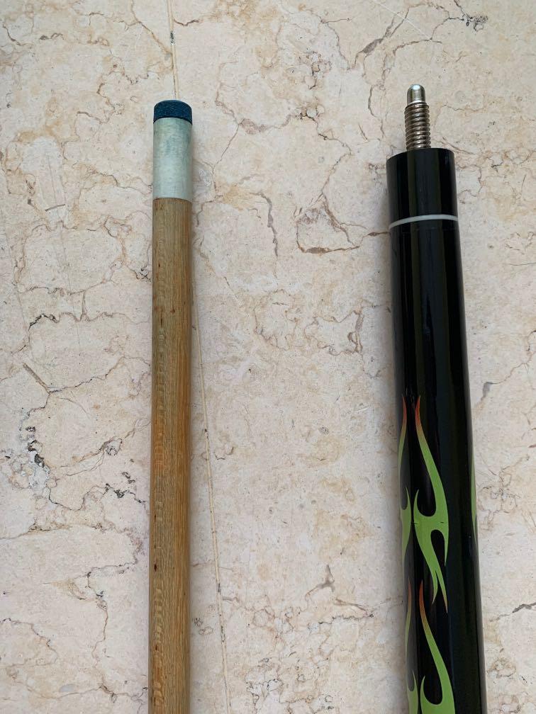 Pool Cue (Category: Billiards & Bowling) located in Singapore. Submitted by lkwe_mlbb (Listing ID 1018091936, Image 2). Description: Pool cue .