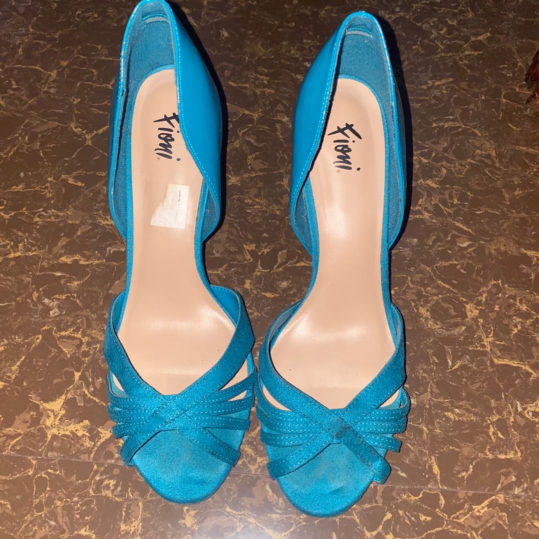 blue heels payless