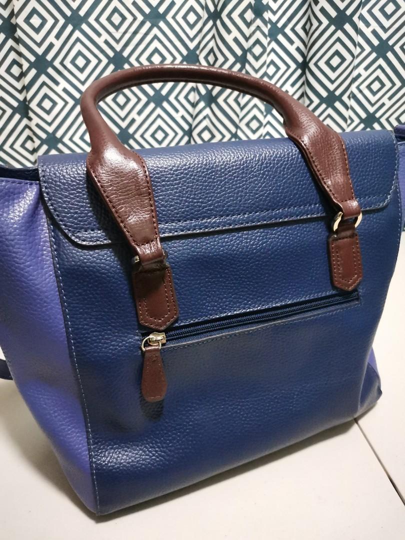 Rare Brera Art Fever Music Handbag Sling bag LARGE, Women's Fashion, Bags &  Wallets, Cross-body Bags on Carousell