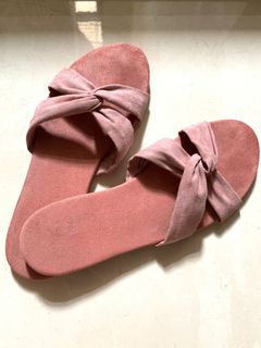(Kategori: ) berada di . Dikirim oleh lemari.sv (ID iklan 1018141119, Gambar 1). Deskripsi: .