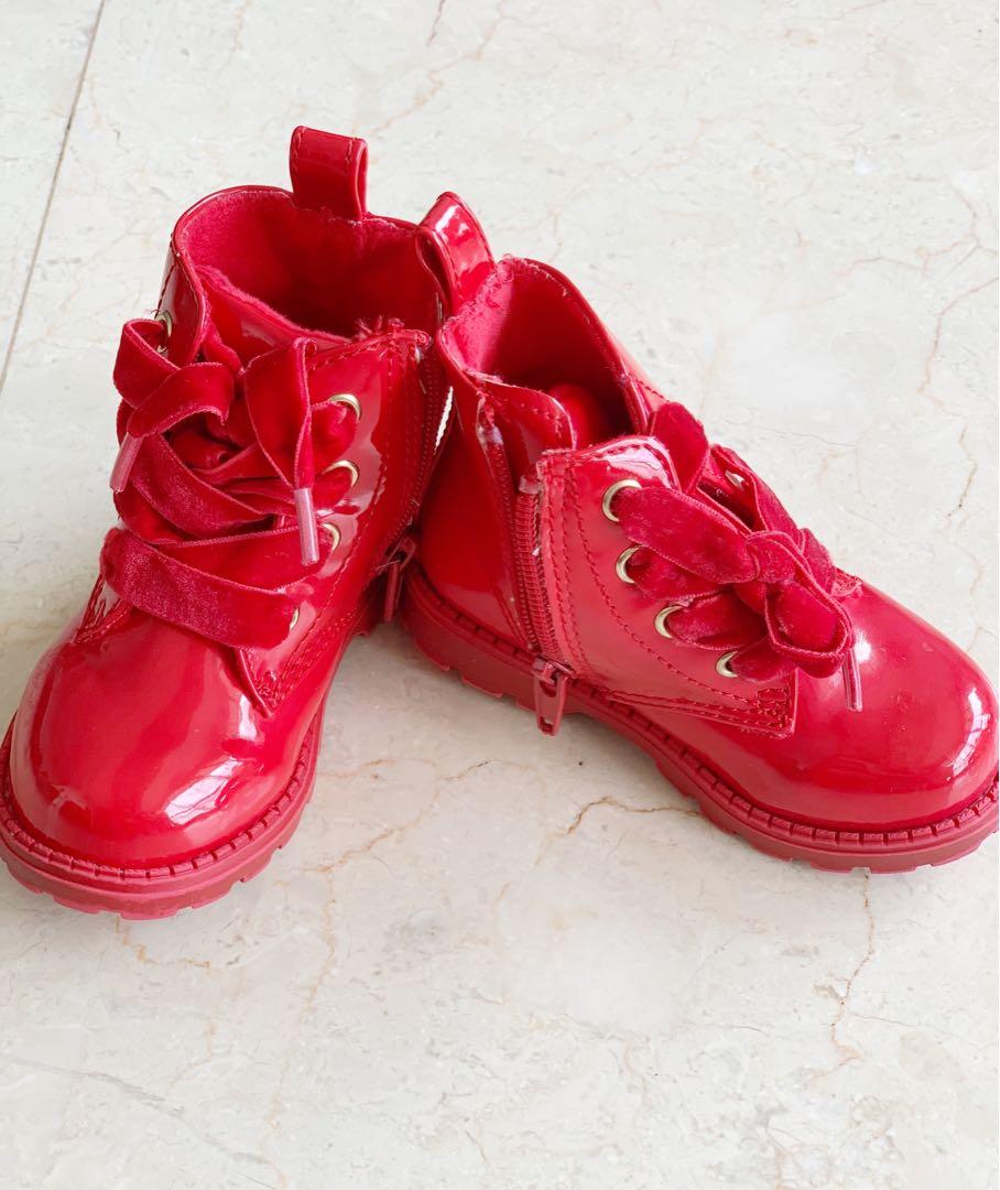 red boots kids