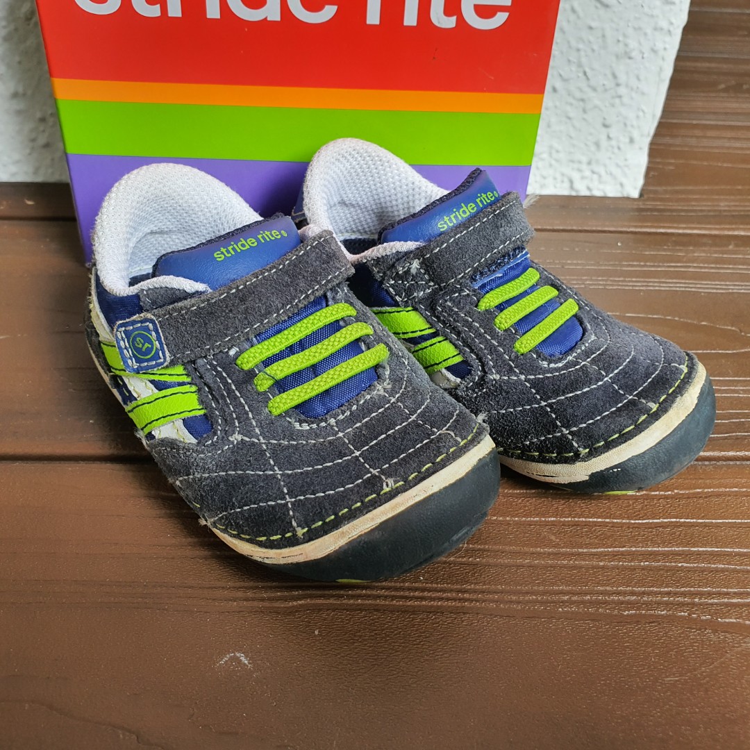 stride rite soft sole baby shoes