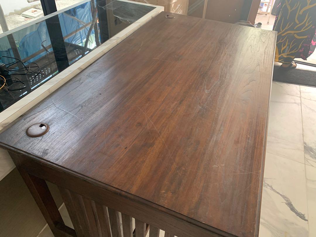 Study table (Category: Tables & Sets) located in Singapore. Submitted by celinecycles (Listing ID 1018105095, Image 3). Description: This solid wood study table comes with 3 drawers. Would fit well into your study room Please offer your best price Self collection @ gentle drive (Novena) 1490L x 830W x 760H (mm).