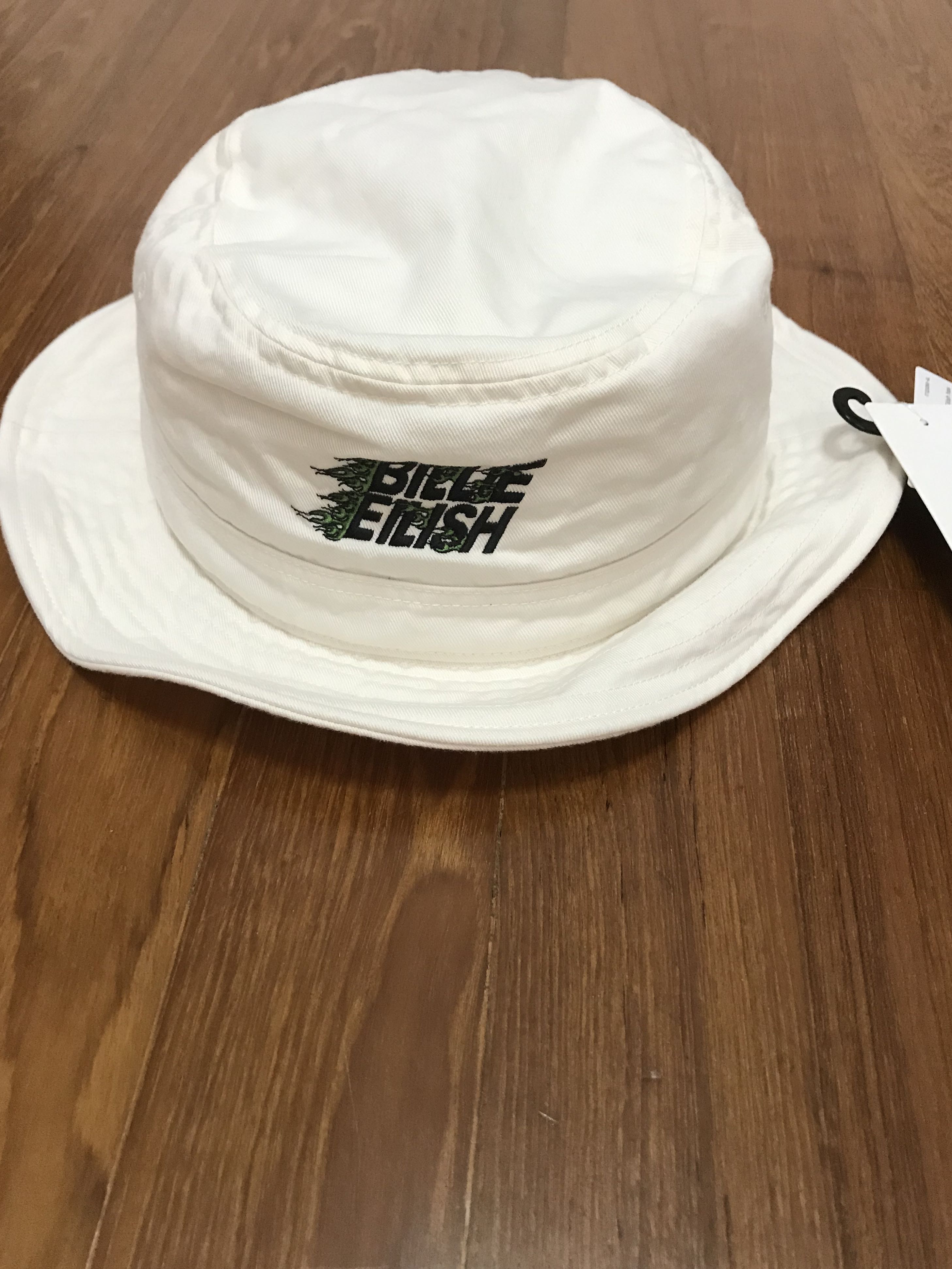 Billie eilish bucket hat uniqlo Clearance