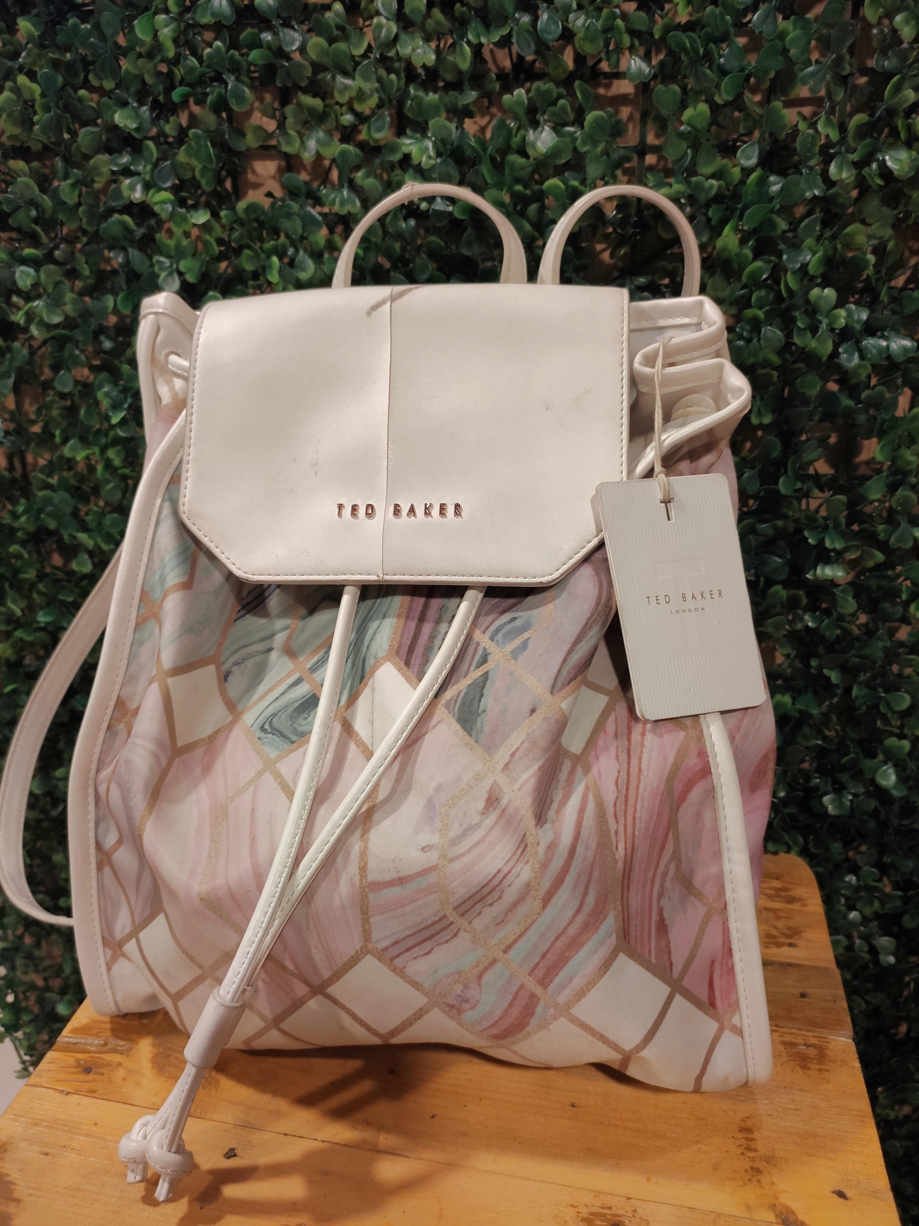 Wat leuk slepen Uitmaken Ted baker backpack, Women's Fashion, Bags & Wallets, Backpacks on Carousell