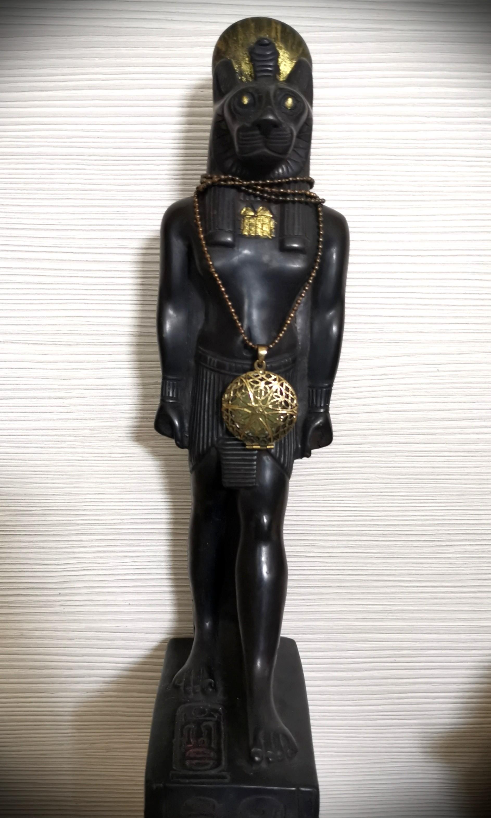The Egyptian Goddess Sekhmet Vintage Collectibles Vintage Collectibles On Carousell