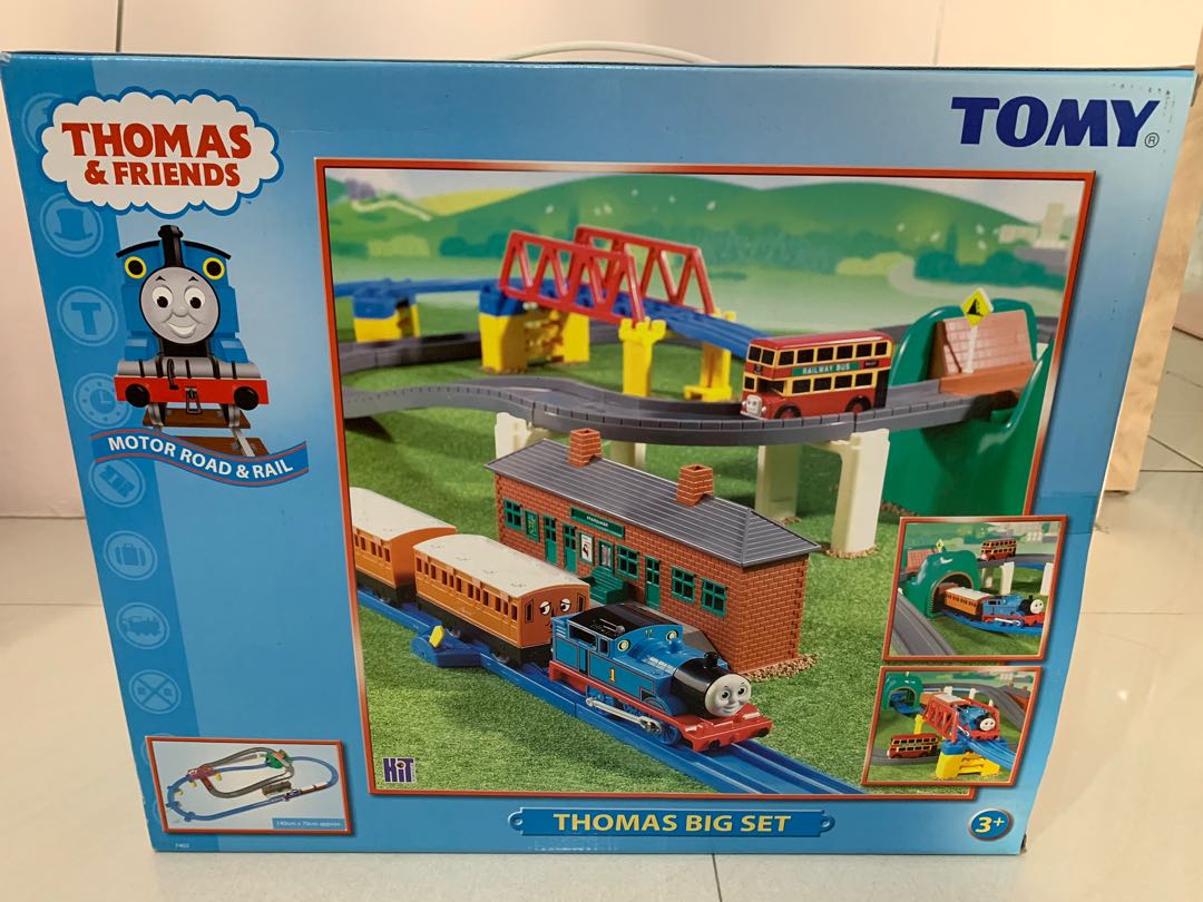 tomy thomas big set