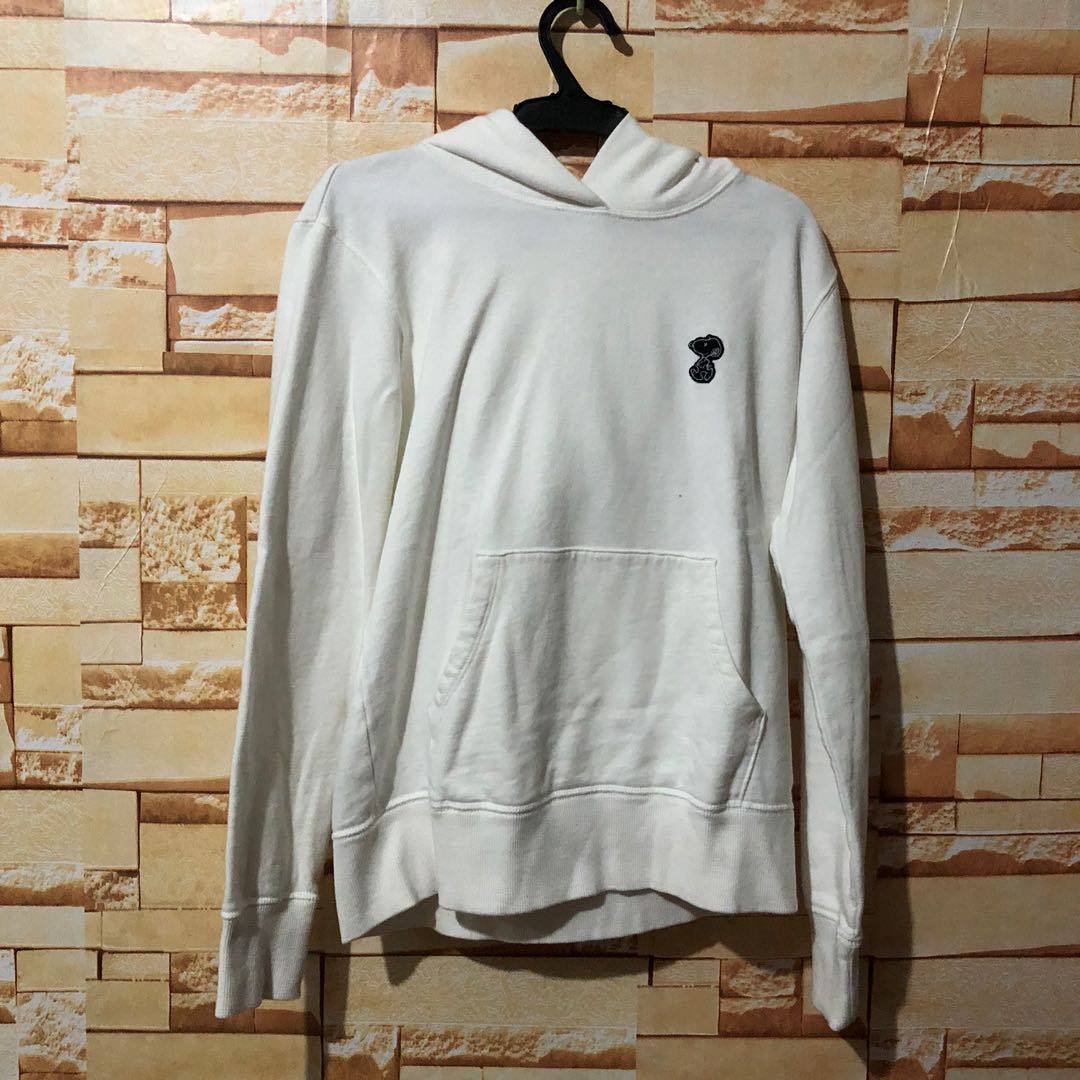 Kaws x peanuts sweater discount