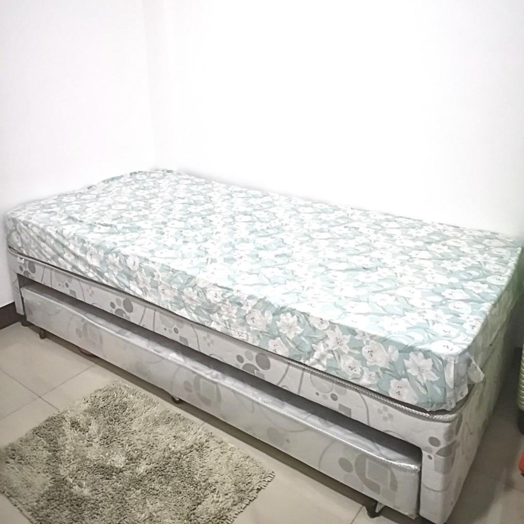 Uratex Pull out Bed Furniture Home Living Furniture Bed