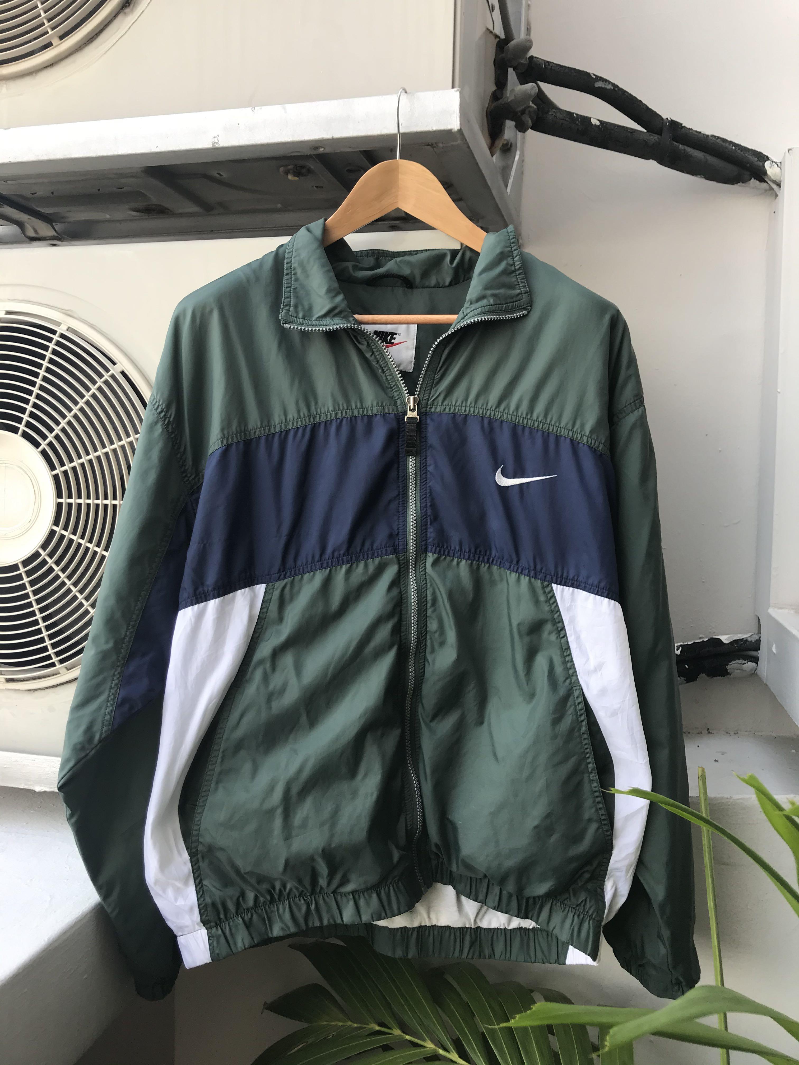 Vintage nike spellout windbreaker, Men 