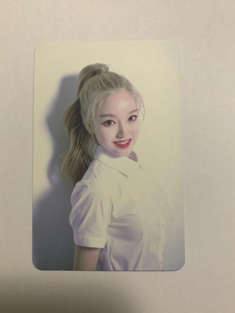 タレントカード LOONA Go Won chu WTT Loona Gowon ++ A Photocard, Hobbies & Toys, Memorabilia
