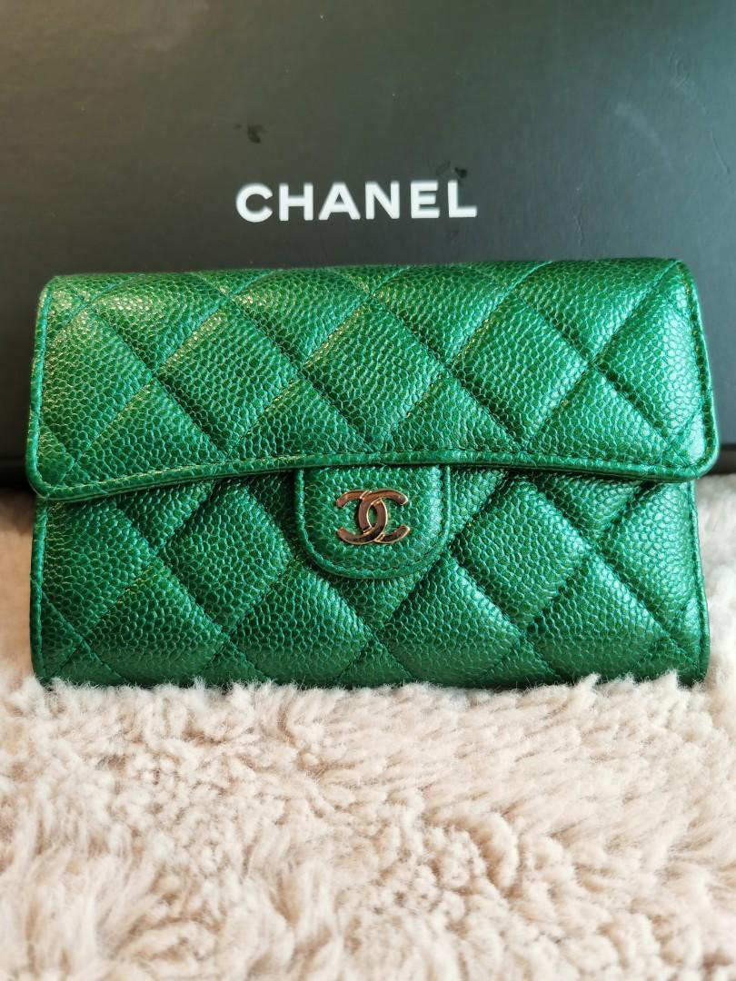 Chanel XL Flap Cardholder Emerald Green Caviar 18S