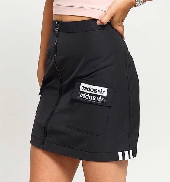 Adidas Originals RYV pocket skirt in black 黑色半身裙