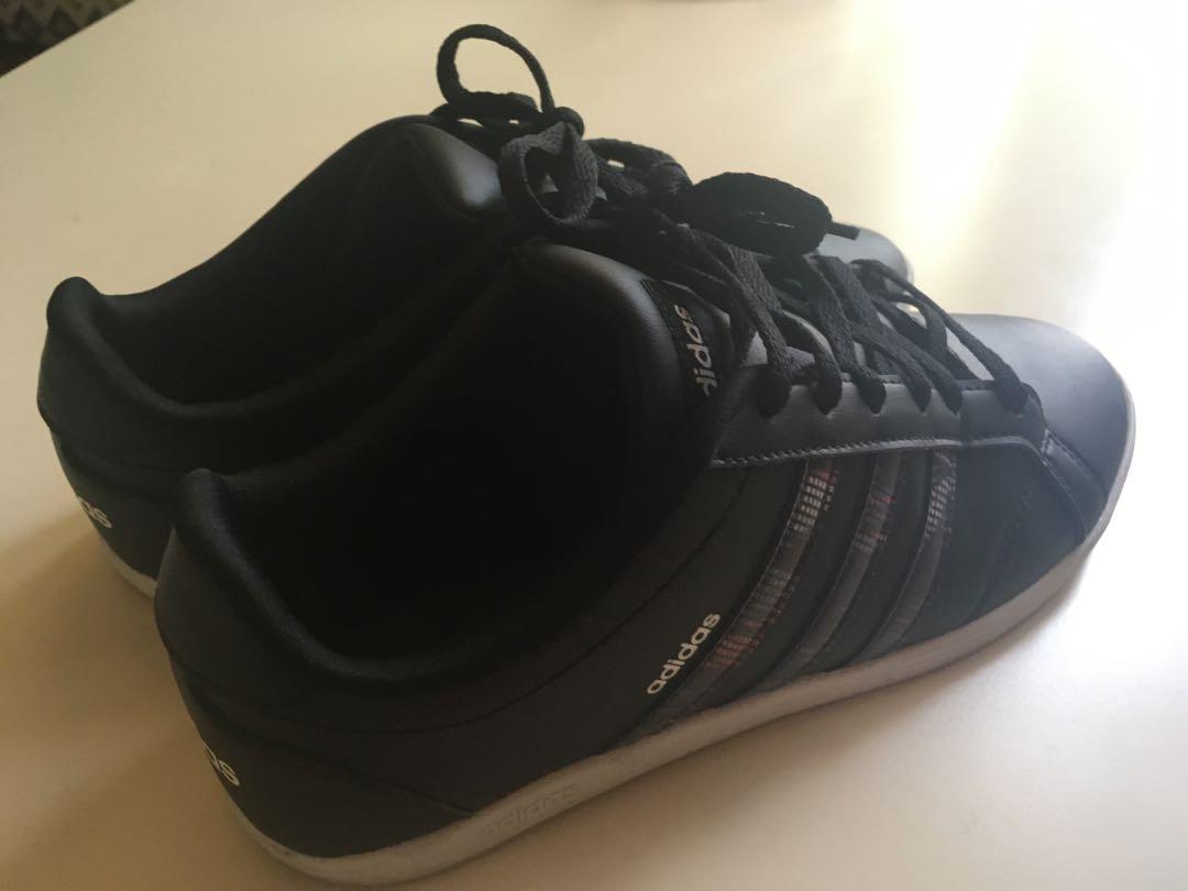 adidas outlet float