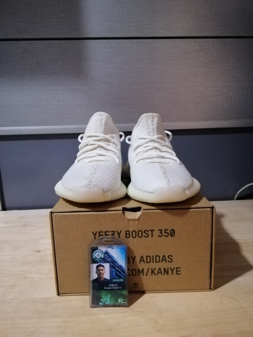 Adidas Yeezy Boost 350 V2 Cream/Triple White, Men's Fashion, Footwear,  Sneakers on Carousell