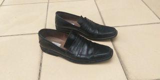 Alberto formal shoes Size 9