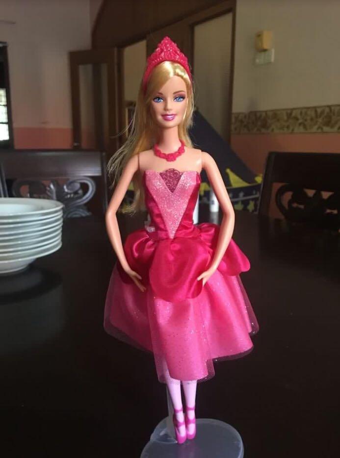 Barbie pink 2025 sandals