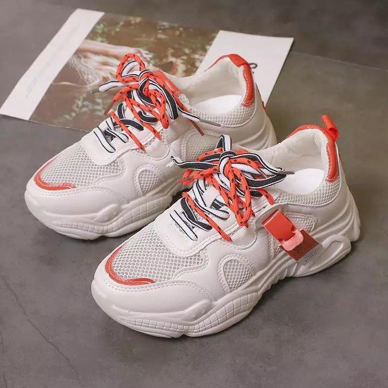Tg0702 Sepatu Sneakers Wanita Tali Tertutup Keren Barang Import Yl 03 Btm Women S Fashion Shoes Sneakers On Carousell