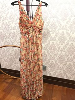 (Category: ) located in . Submitted by ultimateshoppingqueen (Listing ID 1018436978, Image 1). Description: .