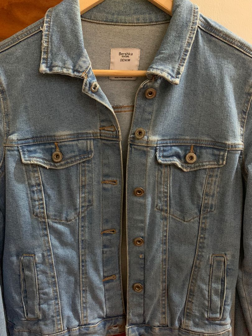 Bershka Denim Jacket Original, Women's Fashion, Coats, Jackets and  Outerwear on Carousell