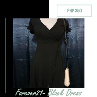 (Category: ) located in . Submitted by mc.closet_ (Listing ID 234318041, Image 1). Description: .