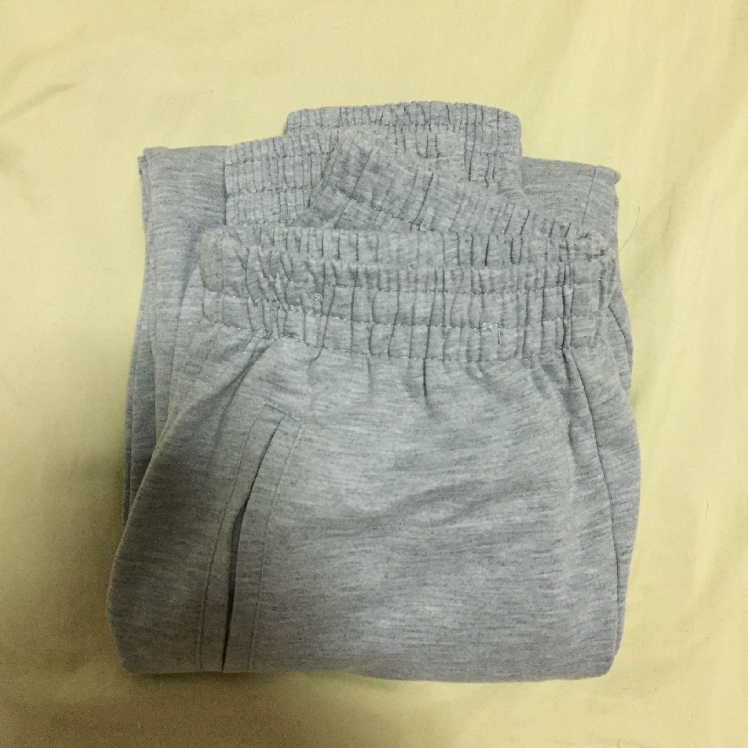 BRANDY MELVILLE INSPIRED grey sweatpants, Women's Fashion, Bottoms, Other  Bottoms on Carousell