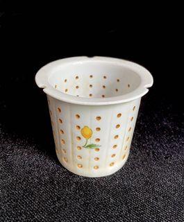 Ceramic Strainer with Lemon Pattern & Stained Design