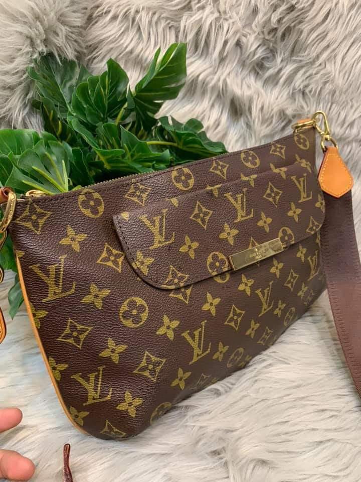 Coded 💯 Japan Auction LV monogram Sling, Women's Fashion, Bags & Wallets,  Purses & Pouches on Carousell