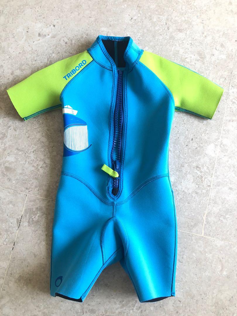 Decathlon toddler wetsuit / swimming 