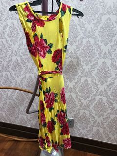 (Category: ) located in . Submitted by ultimateshoppingqueen (Listing ID 1018440516, Image 1). Description: .