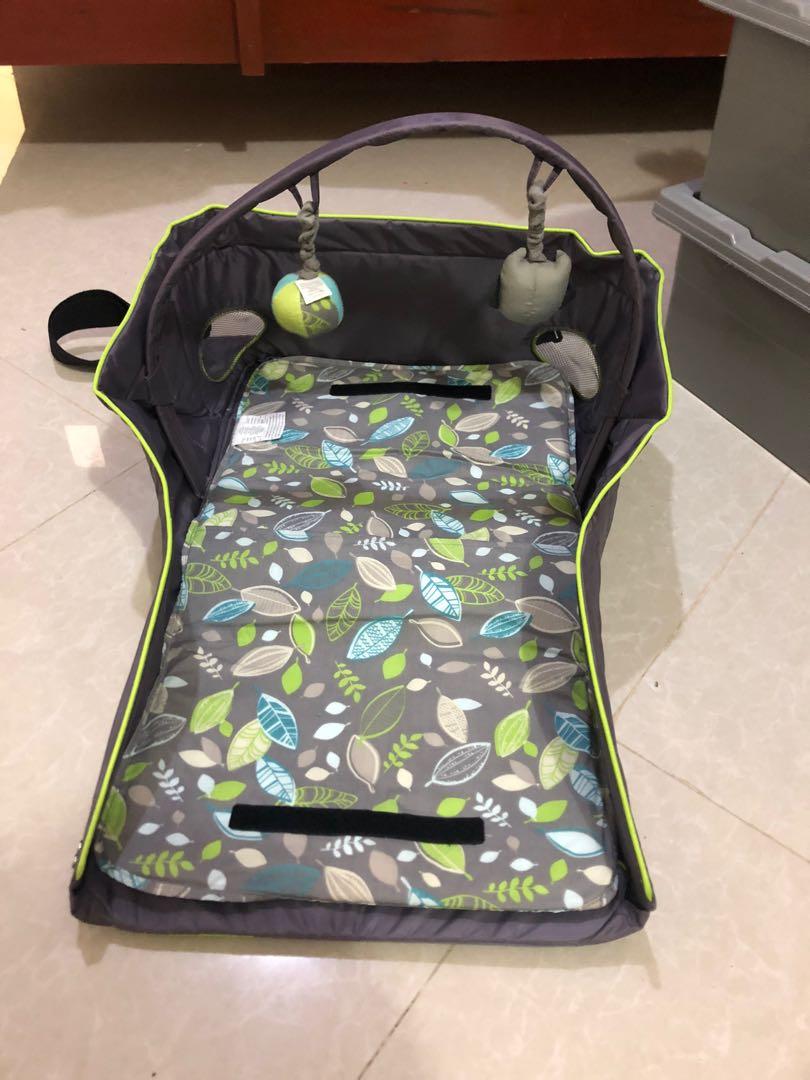 Eddie bauer travel 2024 bassinet