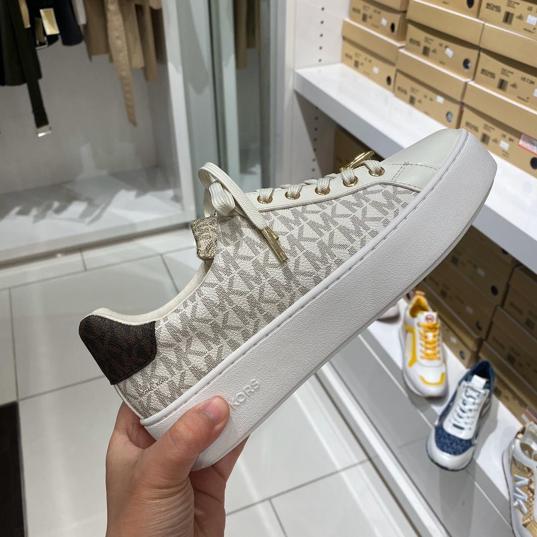 michael kors poppy lace up mini mk logo