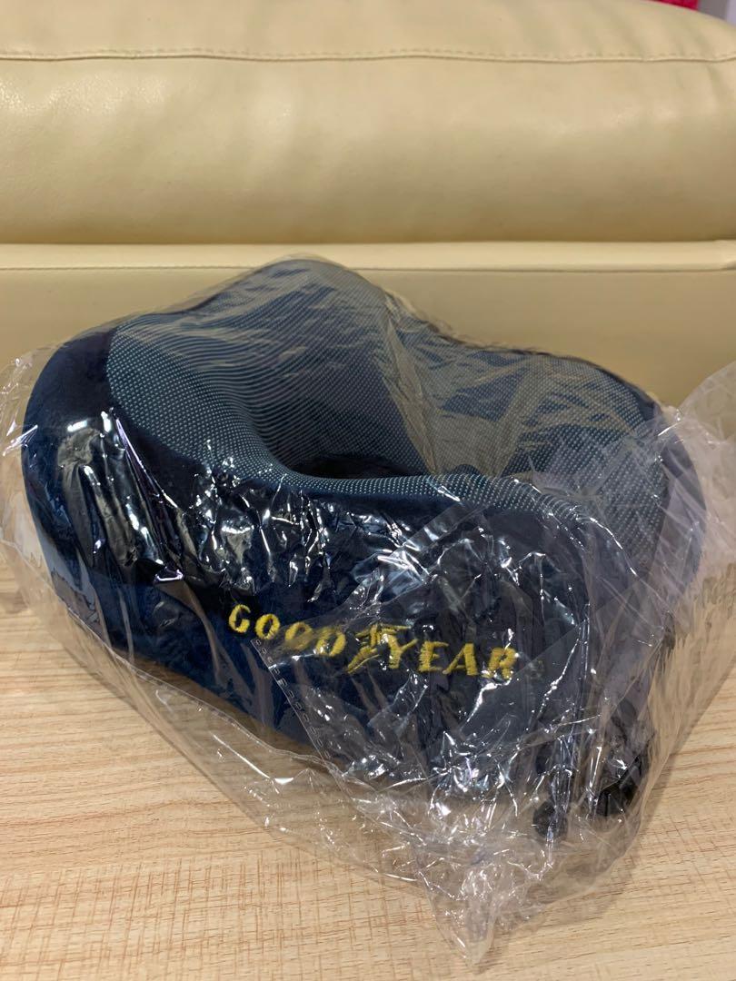 Goodyear neck pillow top