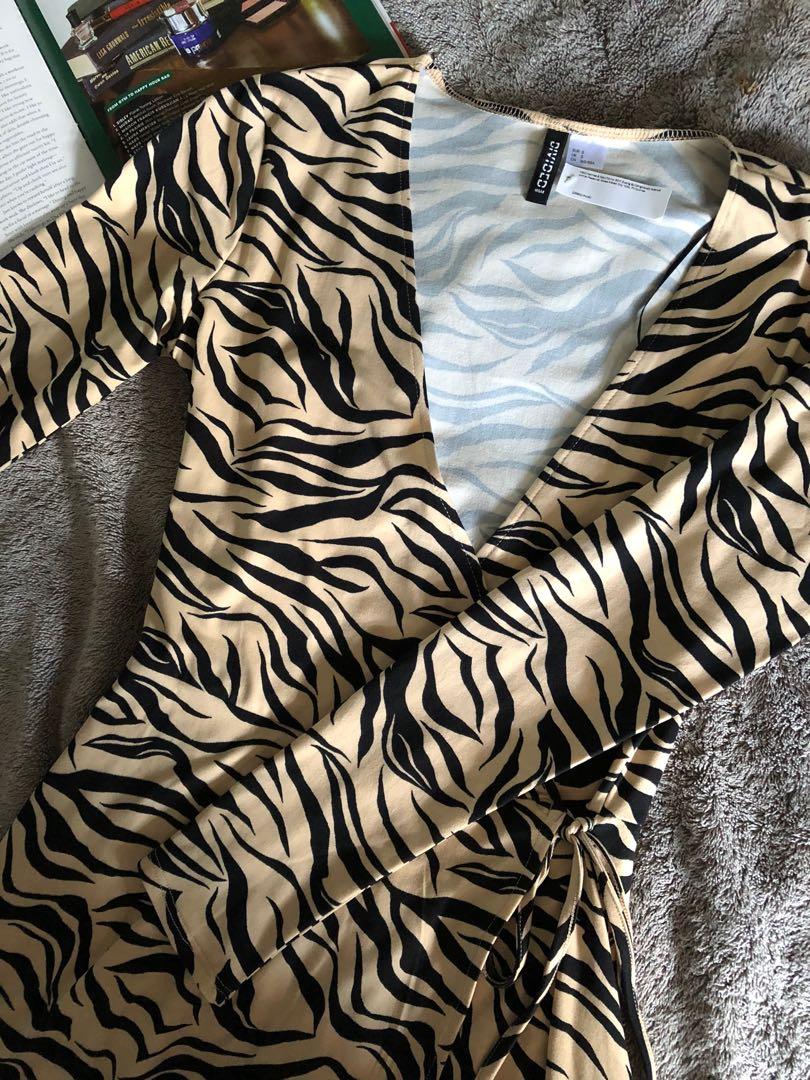h&m leopard print wrap dress
